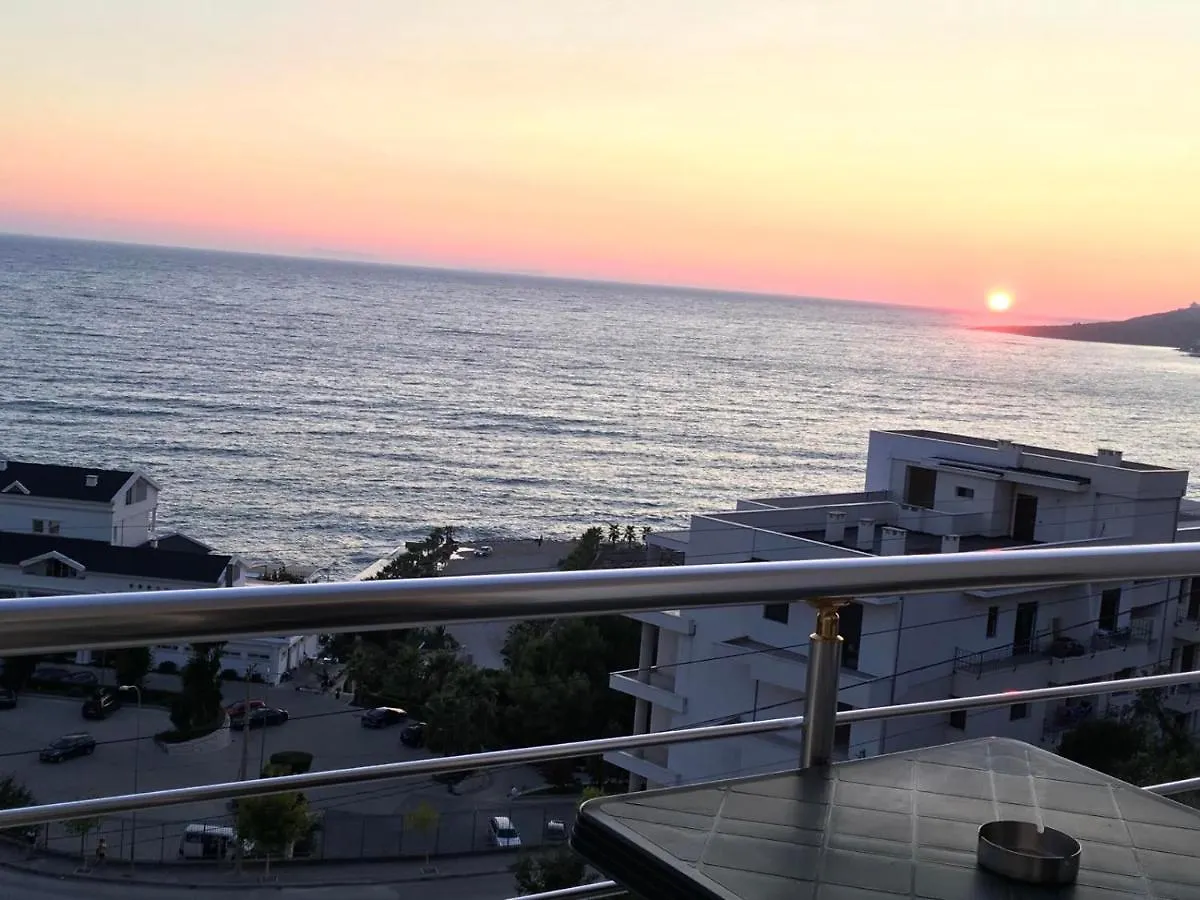 Bluemoon Suites Sarandë 0*,  Albánie