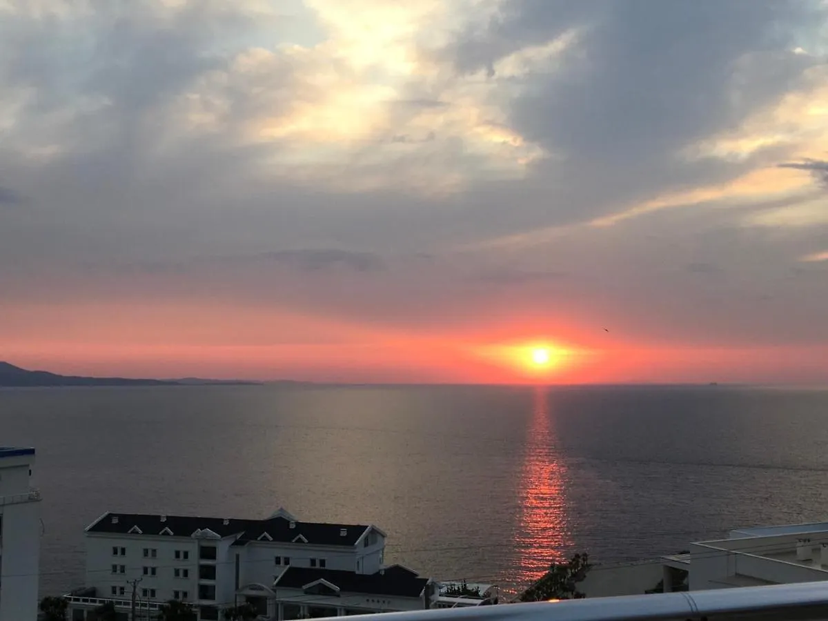 Bluemoon Suites Saranda 0*,  Albánia