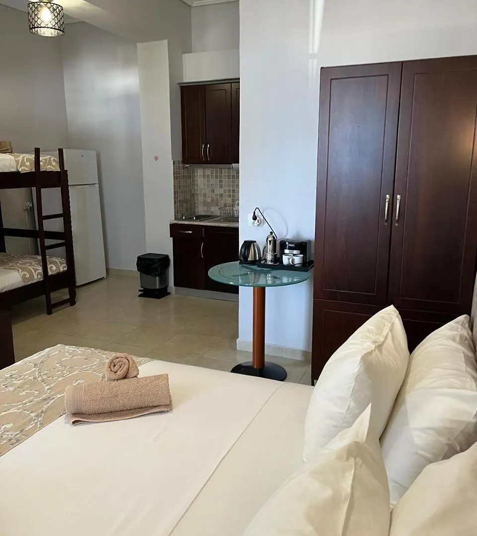 Bluemoon Suites Saranda 0*,  Albánia
