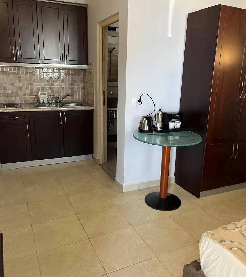 Bluemoon Suites Saranda 0*,