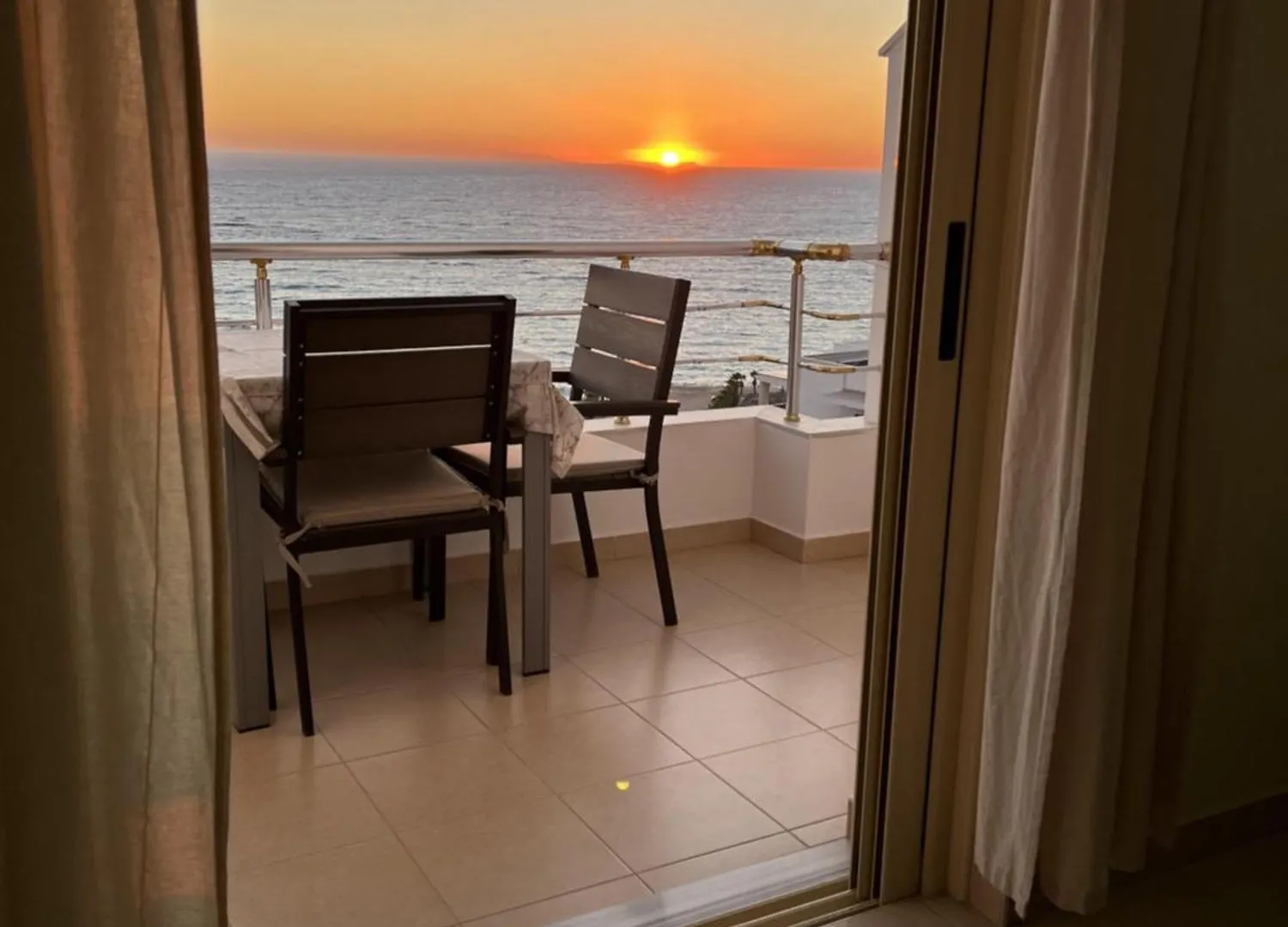 Lägenhet Bluemoon Suites Sarandë