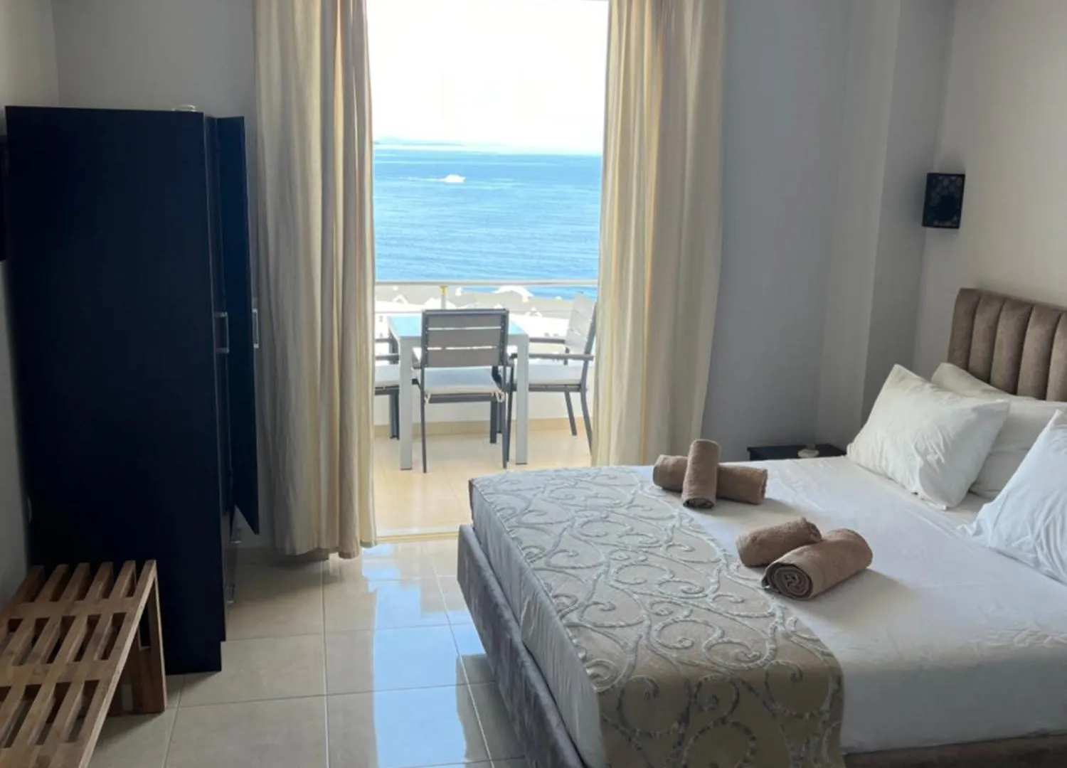 Bluemoon Suites Saranda 0*,