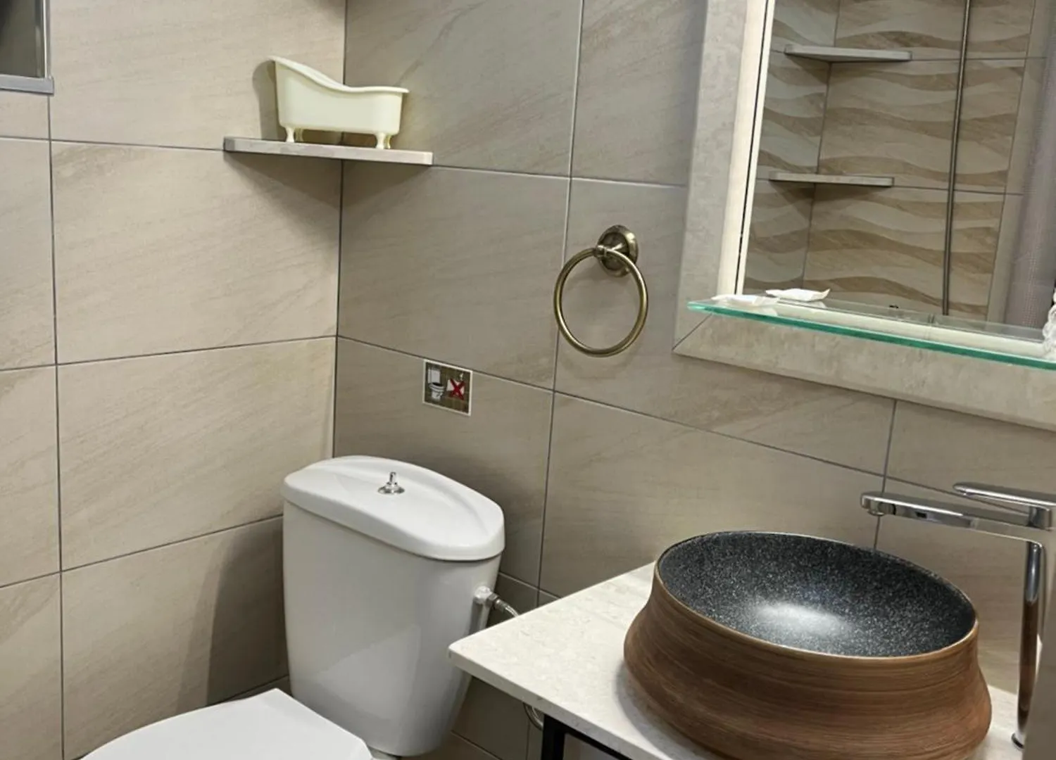 Bluemoon Suites Saranda Albania